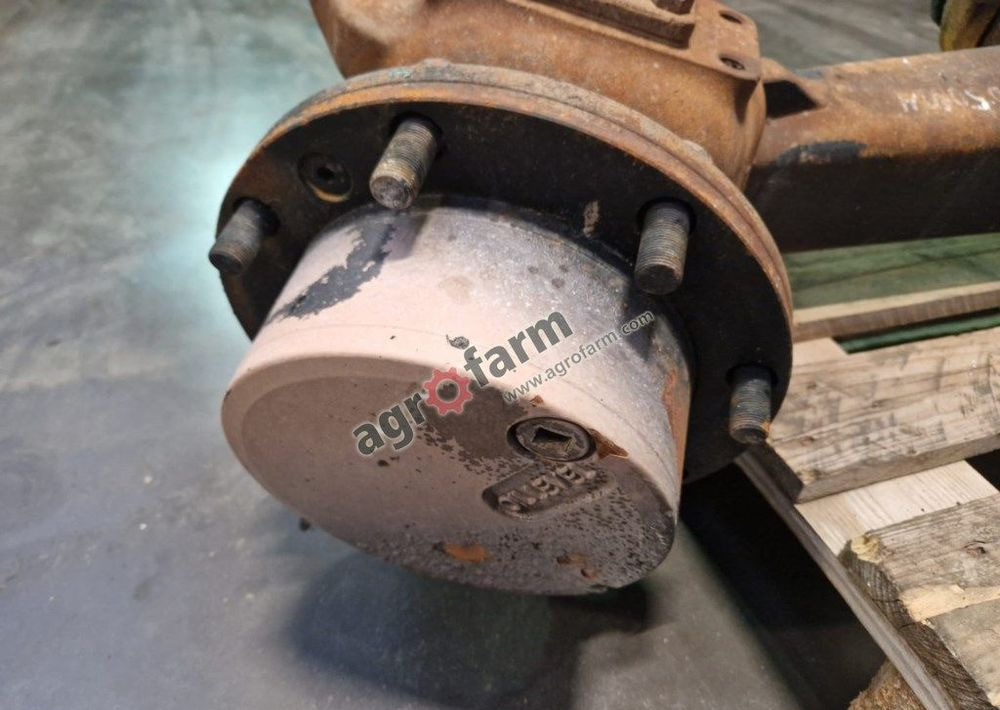 Przedni most John Deere 5080M - نقل الحركة: صور 2 Przedni most John Deere 5080M - نقل الحركة: صور 2