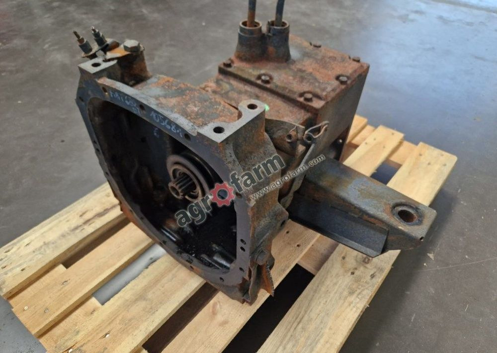 Skrzynia biegów Fiat 680 DT 5104711 - علبة التروس: صور 1 Skrzynia biegów Fiat 680 DT 5104711 - علبة التروس: صور 1