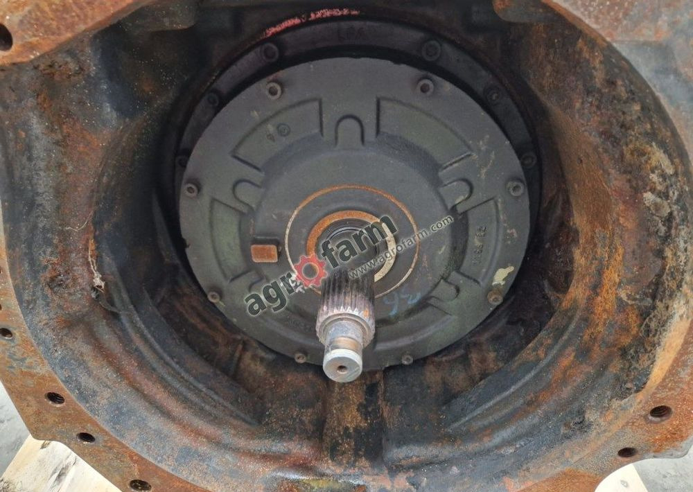 Skrzynia biegów Massey Ferguson 5435 - علبة التروس: صور 4 Skrzynia biegów Massey Ferguson 5435 - علبة التروس: صور 4
