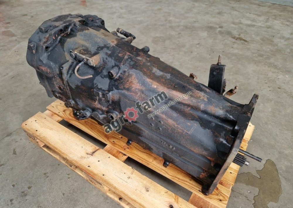 Skrzynia biegów Massey Ferguson 6265 - علبة التروس: صور 3 Skrzynia biegów Massey Ferguson 6265 - علبة التروس: صور 3