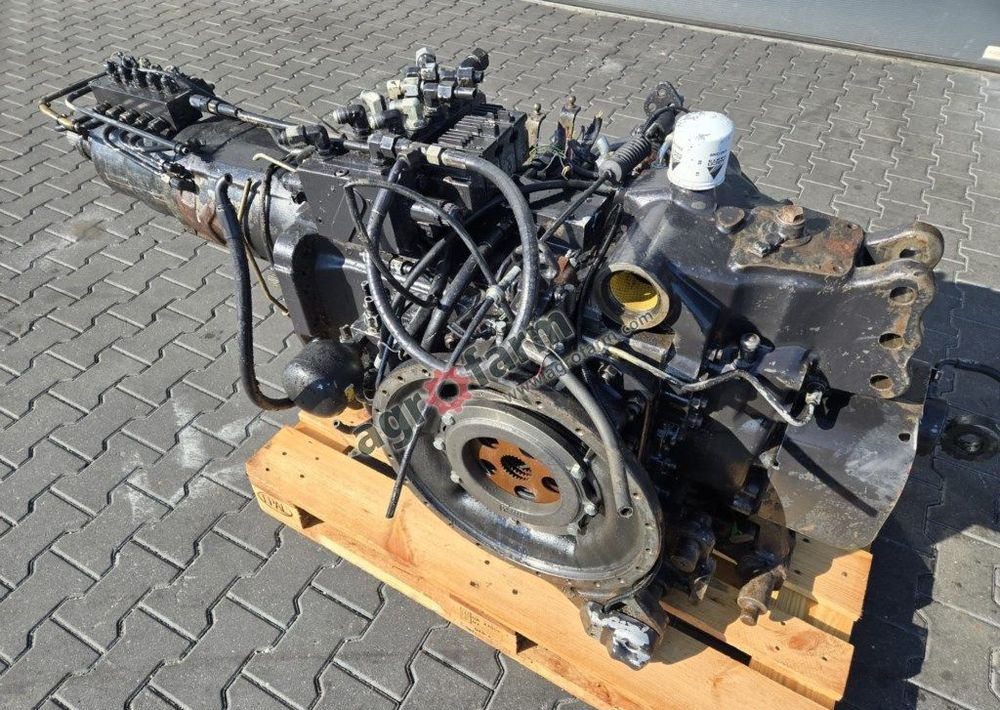 Skrzynia biegów, most tylny Valtra T171, T191 - علبة التروس: صور 1 Skrzynia biegów, most tylny Valtra T171, T191 - علبة التروس: صور 1