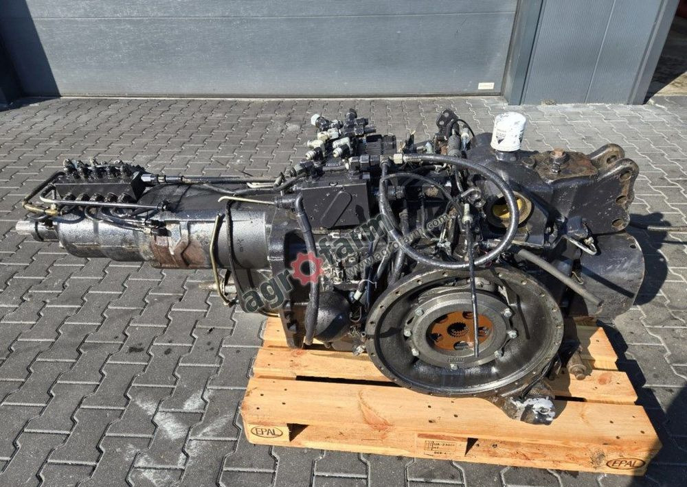 Skrzynia biegów, most tylny Valtra T171, T191 - علبة التروس: صور 2 Skrzynia biegów, most tylny Valtra T171, T191 - علبة التروس: صور 2