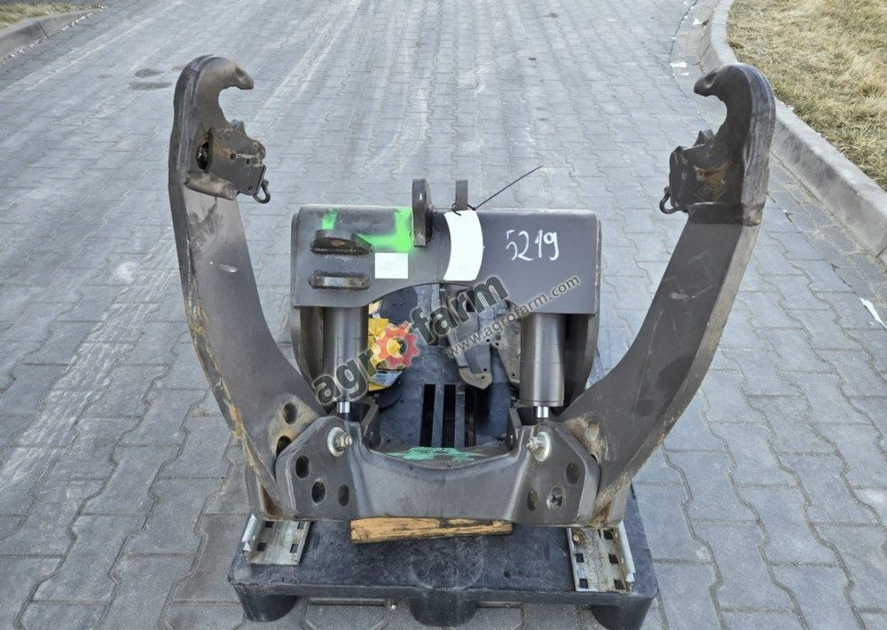 TUZ, przedni podnośnik, Claas Arion 420 - هيكل السيارة الخارجية - جرار: صور 3 TUZ, przedni podnośnik, Claas Arion 420 - هيكل السيارة الخارجية - جرار: صور 3