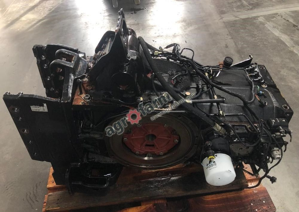 Tylny most Massey Ferguson 6255 851B6 - علبة التروس: صور 4 Tylny most Massey Ferguson 6255 851B6 - علبة التروس: صور 4