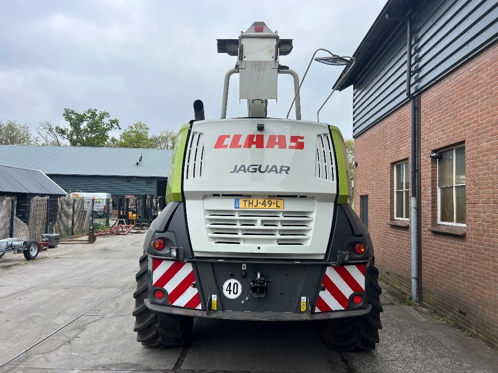 Claas Jaguar 940 Allrad - حصادة الأعلاف: صور 4 Claas Jaguar 940 Allrad - حصادة الأعلاف: صور 4