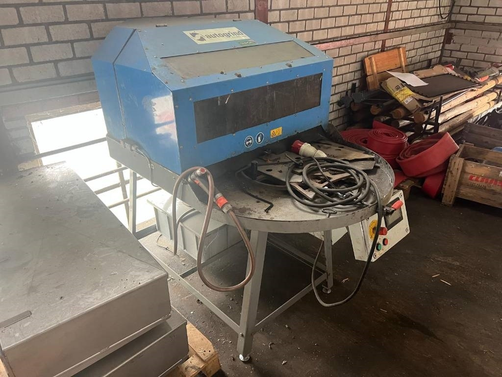 Duport Autogrind AG100 mes slijpmachine - معدات صناعية: صور 3 Duport Autogrind AG100 mes slijpmachine - معدات صناعية: صور 3