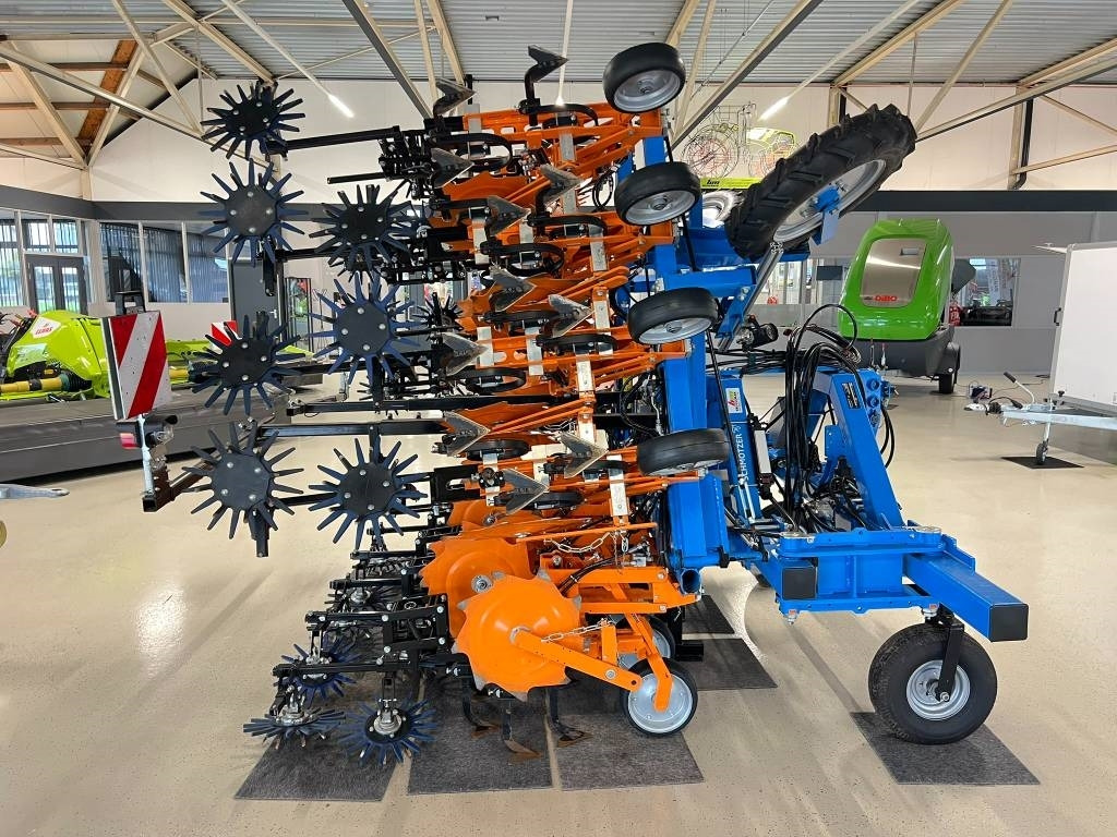 Schmotzer KHR 12x45 schoffel - ال معدات حراثه: صور 5 Schmotzer KHR 12x45 schoffel - ال معدات حراثه: صور 5