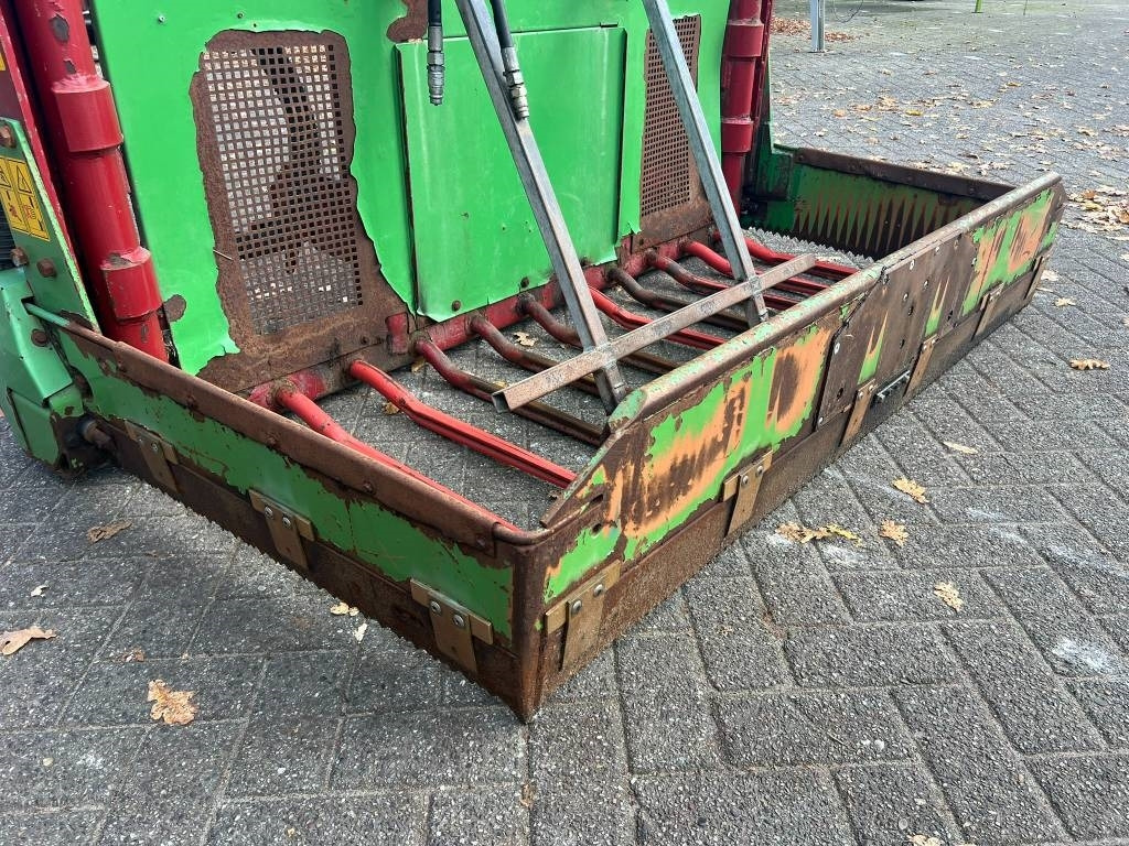 Strautmann Hydrofox HX 3 - المعدات لتربية الماشية: صور 5 Strautmann Hydrofox HX 3 - المعدات لتربية الماشية: صور 5