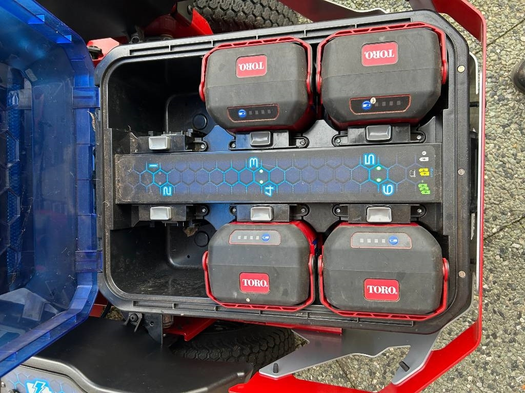 Toro eMR 4275 - جزازة المروج: صور 4 Toro eMR 4275 - جزازة المروج: صور 4