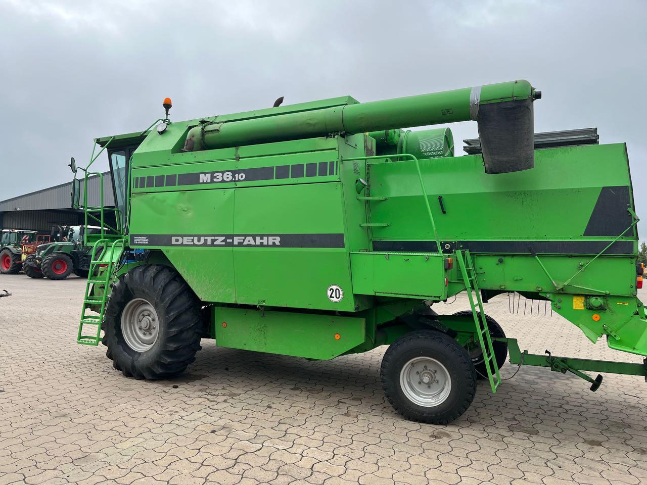 Deutz-Fahr M 36.10 - حصادة شاملة: صور 2 Deutz-Fahr M 36.10 - حصادة شاملة: صور 2