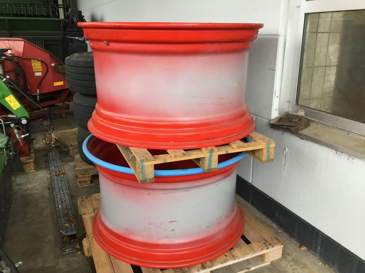 Felgen 23x42, Spur 2050mm , Fendt 900 - الجنوط: صور 3 Felgen 23x42, Spur 2050mm , Fendt 900 - الجنوط: صور 3