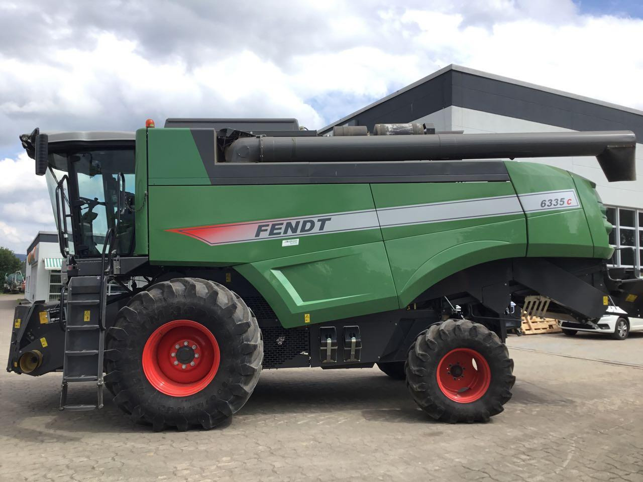 Fendt 6335 C - حصادة شاملة: صور 1 Fendt 6335 C - حصادة شاملة: صور 1