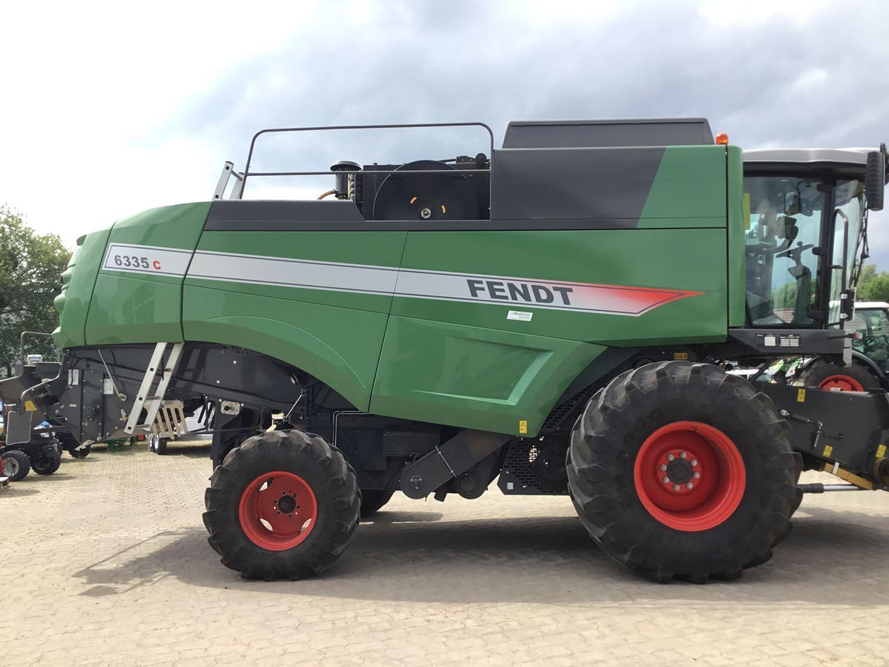 Fendt 6335 C - حصادة شاملة: صور 3 Fendt 6335 C - حصادة شاملة: صور 3