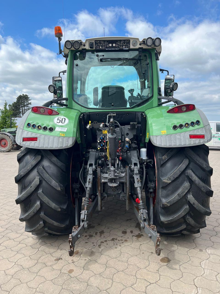 Fendt 718 Vario SCR - جرار: صور 4 Fendt 718 Vario SCR - جرار: صور 4