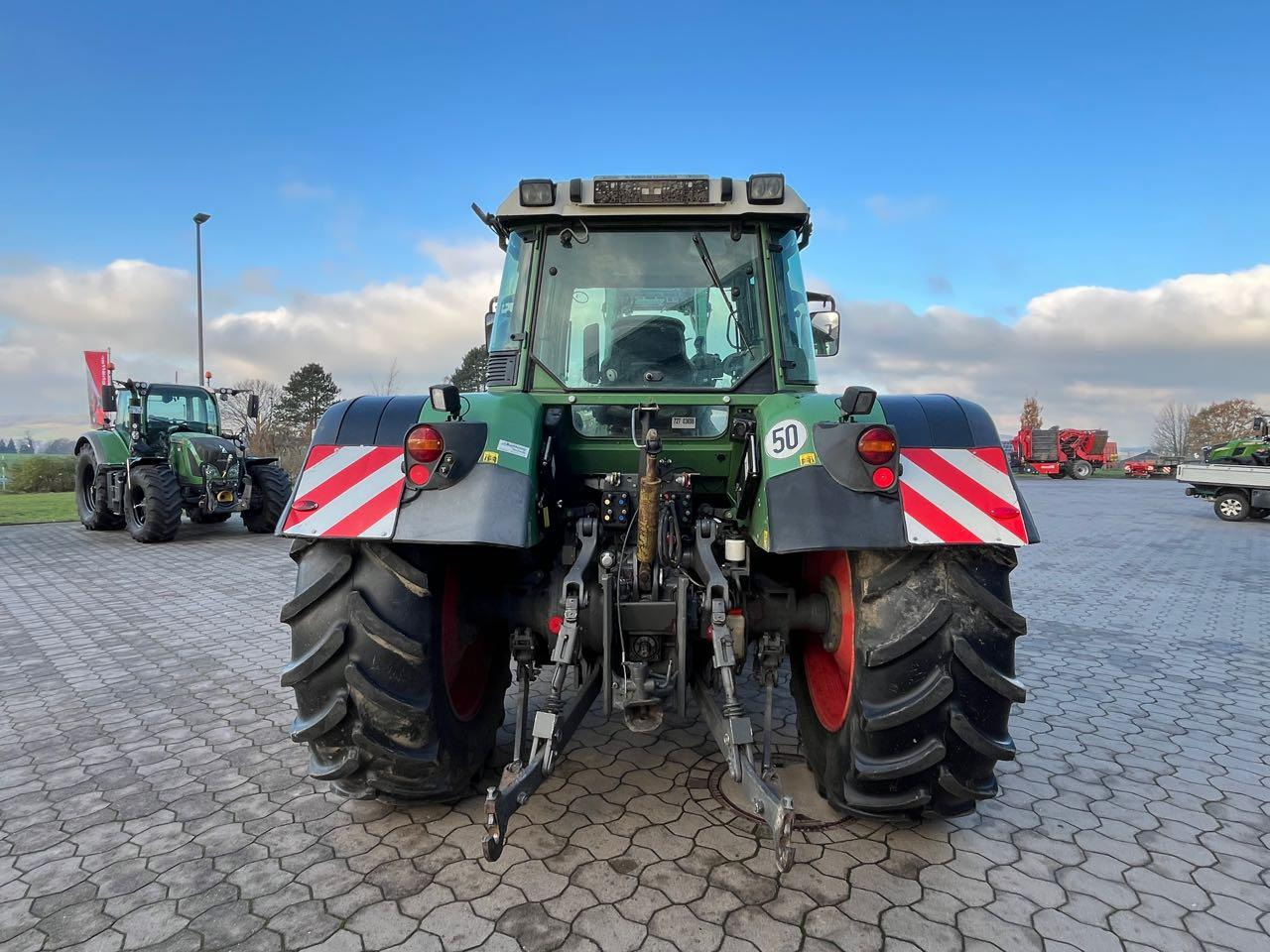 Fendt 718 Vario TMS - جرار: صور 4 Fendt 718 Vario TMS - جرار: صور 4