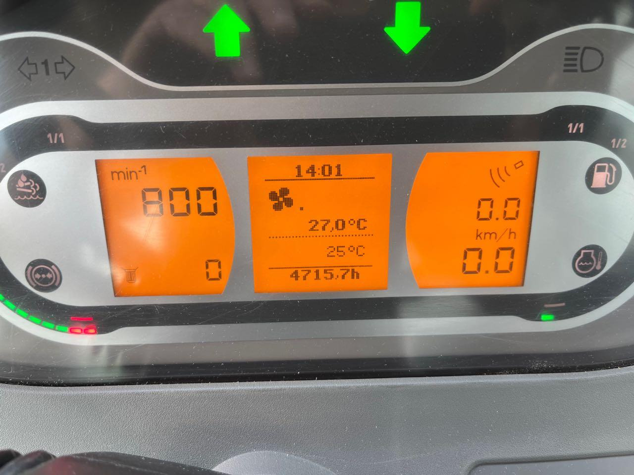 Fendt 722 Vario S4 ProfiPlus - جرار: صور 5 Fendt 722 Vario S4 ProfiPlus - جرار: صور 5