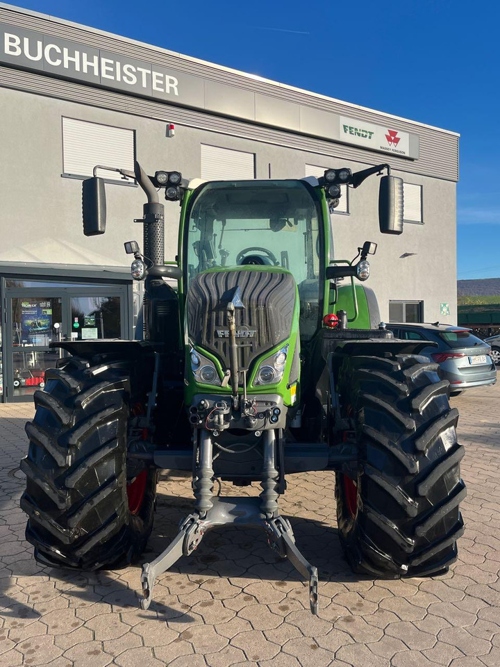Fendt 724 Vario S4 ProfiPlus - جرار: صور 3 Fendt 724 Vario S4 ProfiPlus - جرار: صور 3