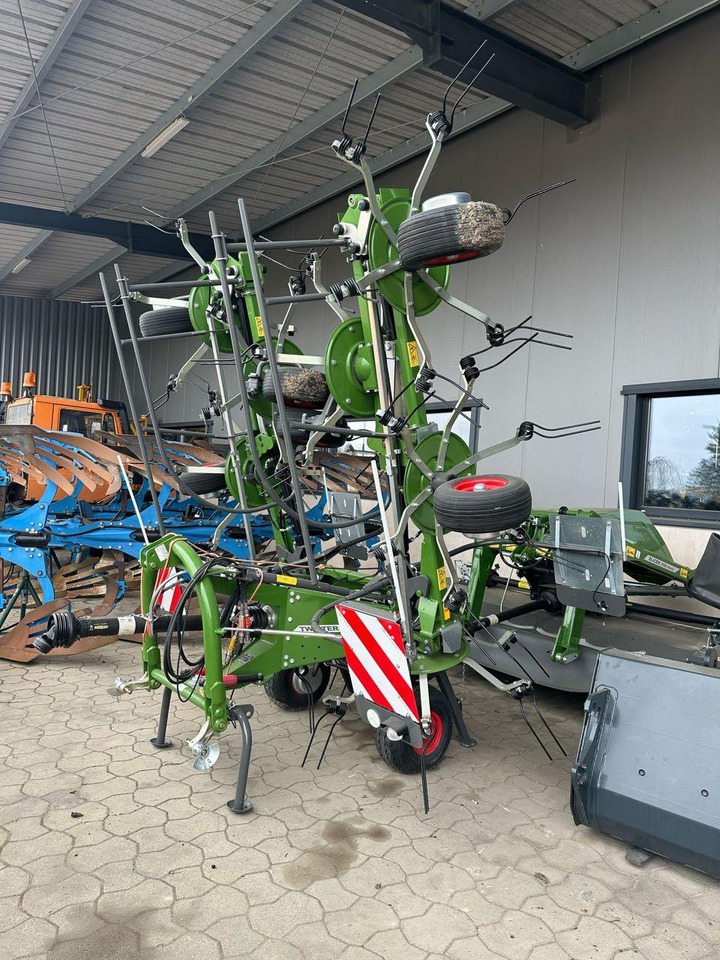 Fendt Twister 8608 DN - لمّامَة القش: صور 4 Fendt Twister 8608 DN - لمّامَة القش: صور 4