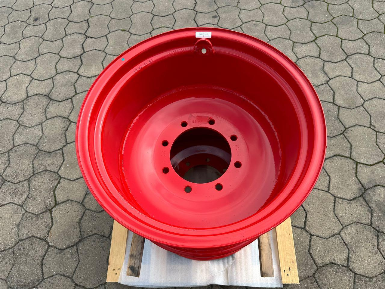 Grasdorf Felgen 14 x 24/W ET -80 - الجنوط: صور 4 Grasdorf Felgen 14 x 24/W ET -80 - الجنوط: صور 4