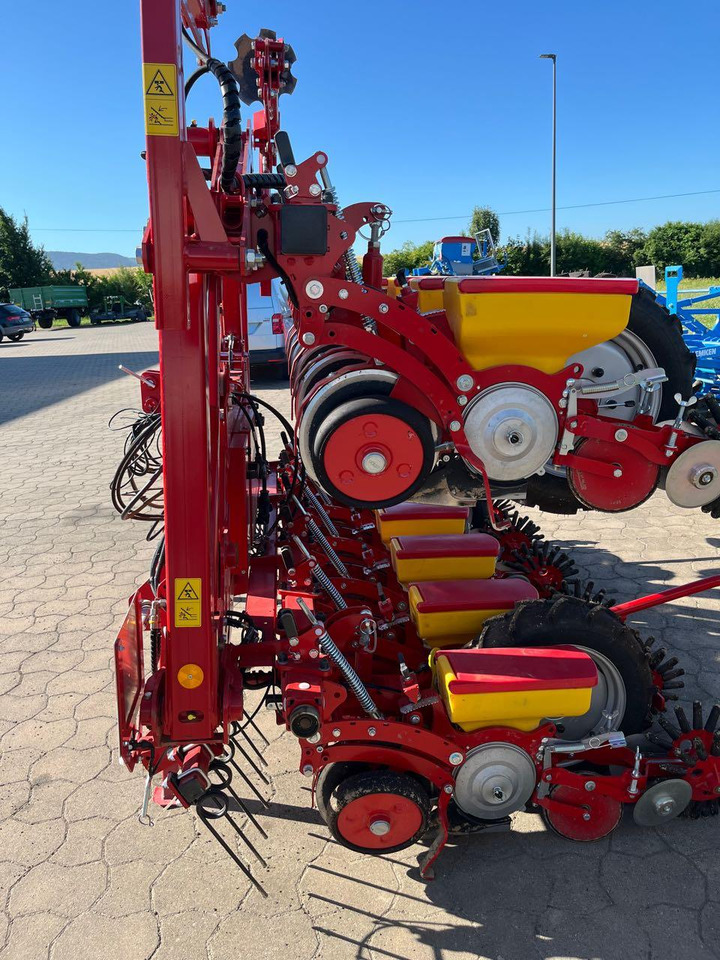 Grimme Matrix 1200 - وضع البذور فى خطوط: صور 3 Grimme Matrix 1200 - وضع البذور فى خطوط: صور 3