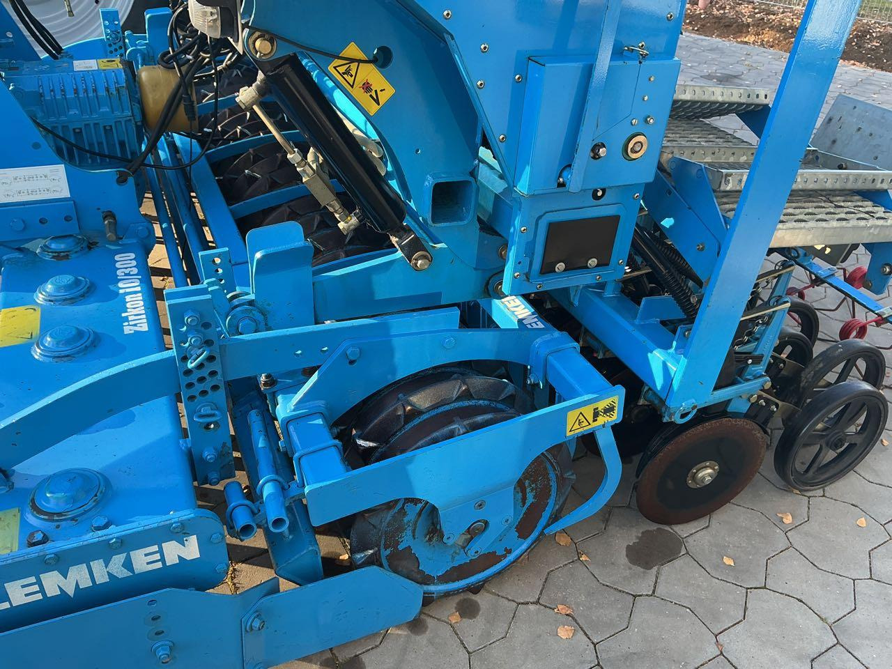 Lemken Saphir 7/300 DS - الة بذر: صور 3 Lemken Saphir 7/300 DS - الة بذر: صور 3