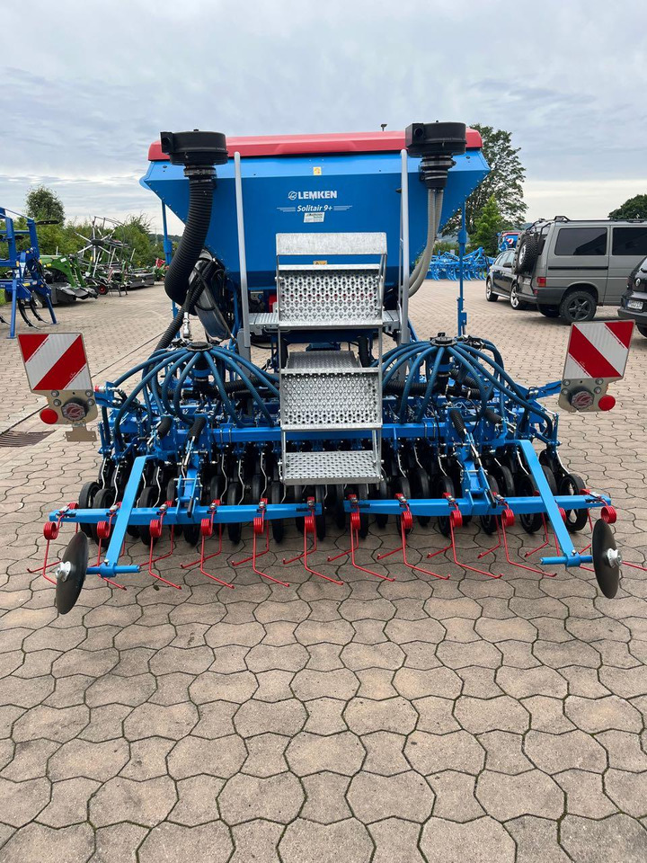 Lemken Zirkon 12 / Solitär 9-300 - الة بذر: صور 2 Lemken Zirkon 12 / Solitär 9-300 - الة بذر: صور 2