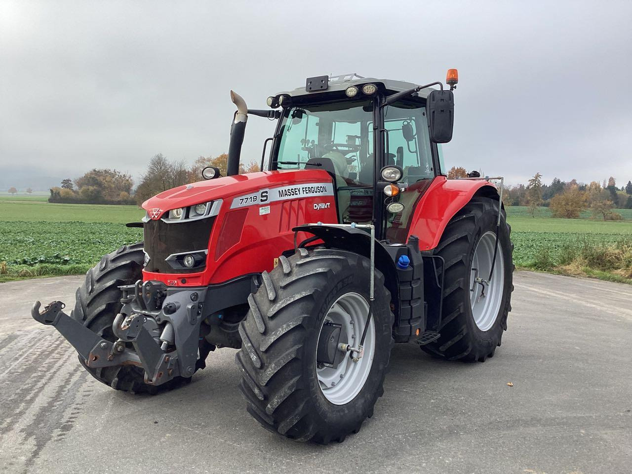 Massey Ferguson 7719 Dyna - VT - جرار: صور 1 Massey Ferguson 7719 Dyna - VT - جرار: صور 1