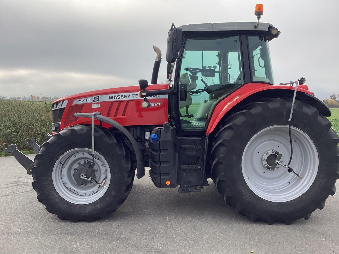 Massey Ferguson 7719 Dyna - VT - جرار: صور 2 Massey Ferguson 7719 Dyna - VT - جرار: صور 2