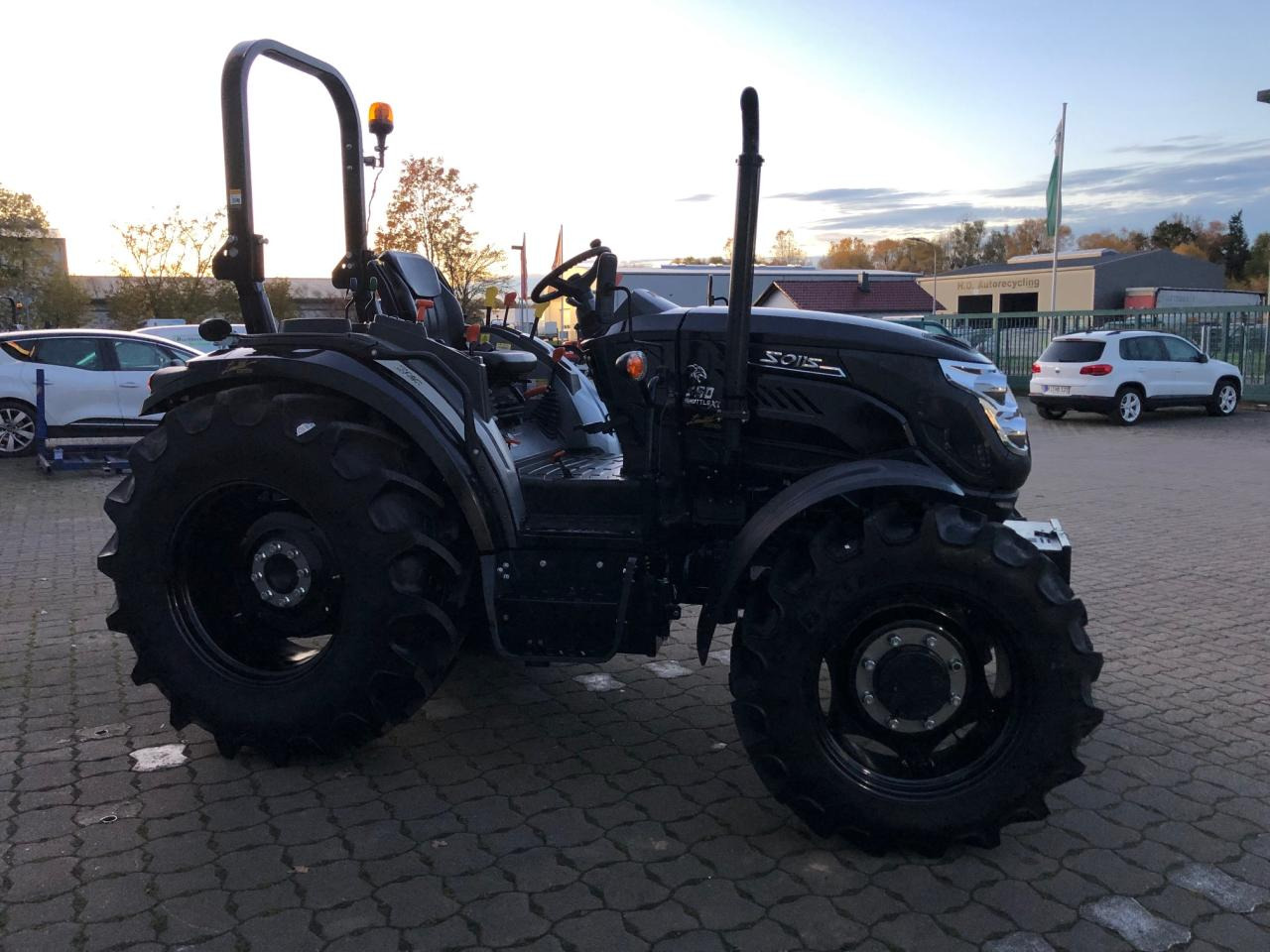 Solis 50 Stage V Panther - جرار: صور 4 Solis 50 Stage V Panther - جرار: صور 4