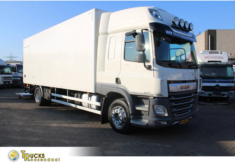 DAF CF 260 + EURO 6 + LIFT - بصندوق مغلق شاحنة: صور 1 DAF CF 260 + EURO 6 + LIFT - بصندوق مغلق شاحنة: صور 1
