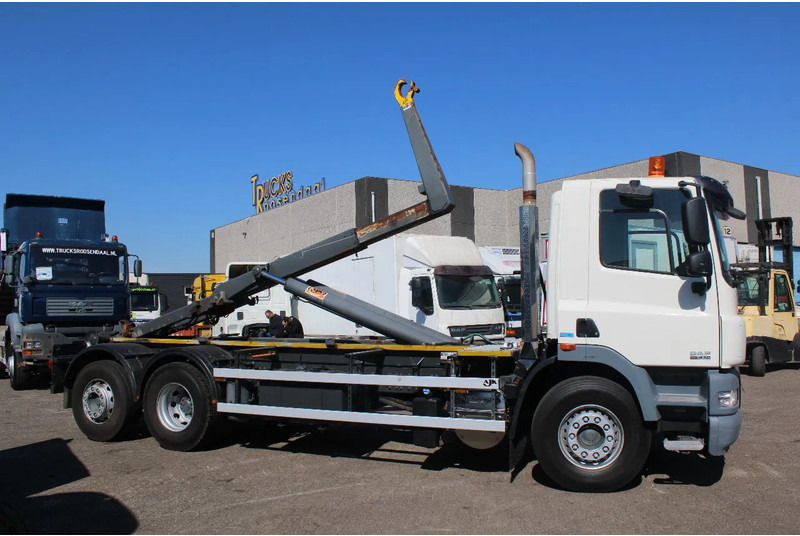 DAF CF 85.410 + 6X2 + AJK 20T - شاحنة ذات الخطاف: صور 2 DAF CF 85.410 + 6X2 + AJK 20T - شاحنة ذات الخطاف: صور 2