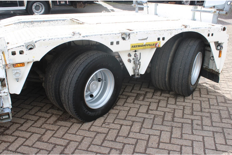 Faymonville extentadable 20m + disconnectable front + 42000kg + 2x in stock+remote - عربة مسطحة منخفضة نصف مقطورة: صور 4 Faymonville extentadable 20m + disconnectable front + 42000kg + 2x in stock+remote - عربة مسطحة منخفضة نصف مقطورة: صور 4