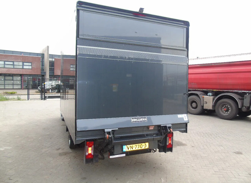 Iveco Daily 35C13 + LIFT + EURO 5 - الشاحنات الصغيرة صندوق مغلق: صور 5 Iveco Daily 35C13 + LIFT + EURO 5 - الشاحنات الصغيرة صندوق مغلق: صور 5