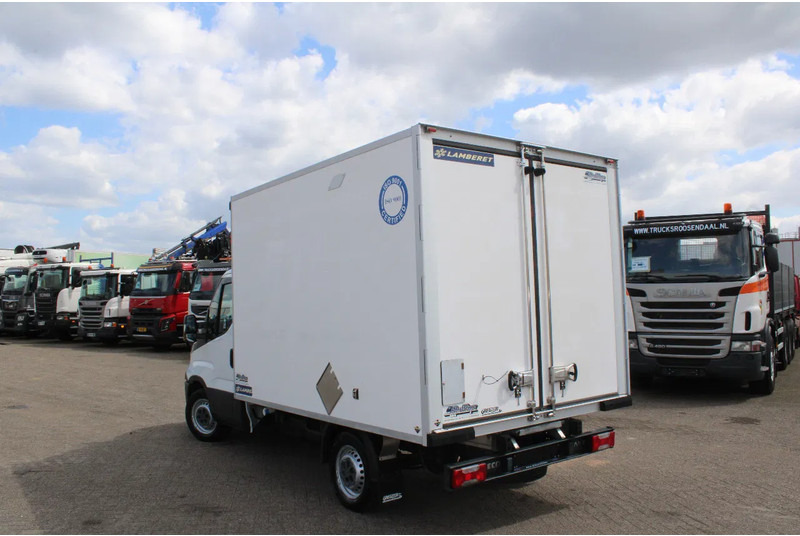 Iveco Daily 35S18 + carrier + electric + 3P - الشاحنات الصغيرة المبردة: صور 4 Iveco Daily 35S18 + carrier + electric + 3P - الشاحنات الصغيرة المبردة: صور 4