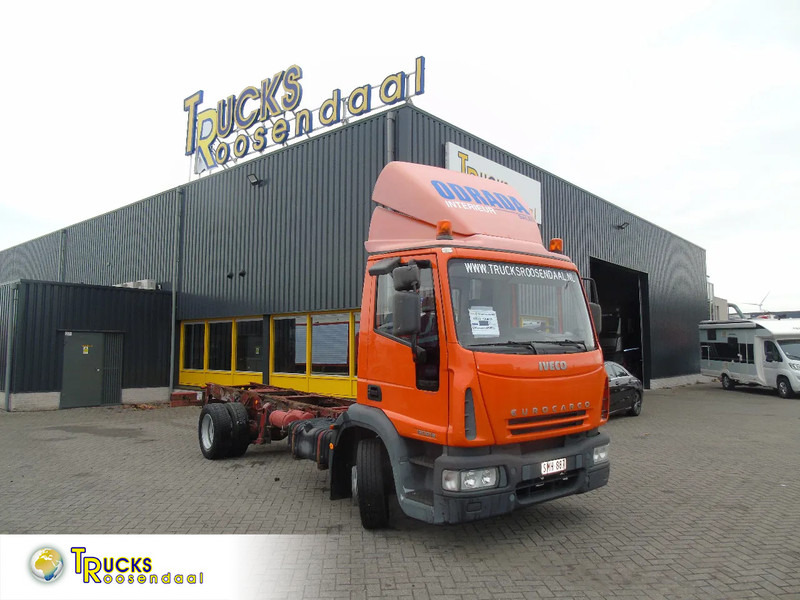 Iveco Eurocargo 120E18 + MANUAL - الشاسيه شاحنة: صور 1 Iveco Eurocargo 120E18 + MANUAL - الشاسيه شاحنة: صور 1