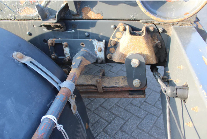 شاحنة ذات الخطاف Iveco Eurocargo 150E18 + manual + 3p: صور 19