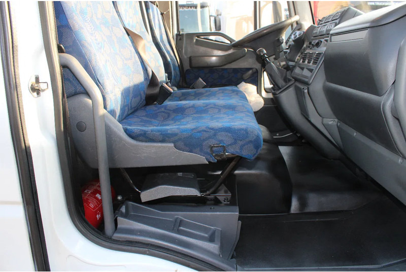 شاحنة ذات الخطاف Iveco Eurocargo 150E18 + manual + 3p: صور 12