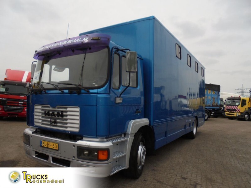 MAN 12 .225 + MANUAL - شاحنة نقل خيل: صور 1 MAN 12 .225 + MANUAL - شاحنة نقل خيل: صور 1