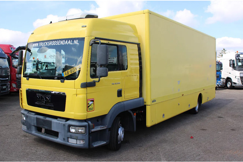 MAN TGL 12.250 + EURO 5 + LIFT - بصندوق مغلق شاحنة: صور 2 MAN TGL 12.250 + EURO 5 + LIFT - بصندوق مغلق شاحنة: صور 2