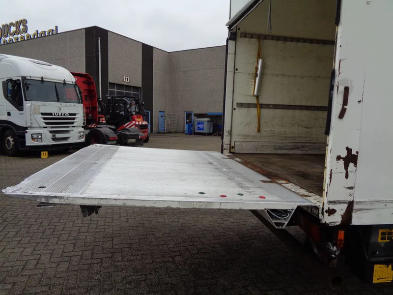 بصندوق مغلق شاحنة MAN TGL 8.180 TGL 8.180 + MANUAL + Lift: صور 9 بصندوق مغلق شاحنة MAN TGL 8.180 TGL 8.180 + MANUAL + Lift: صور 9