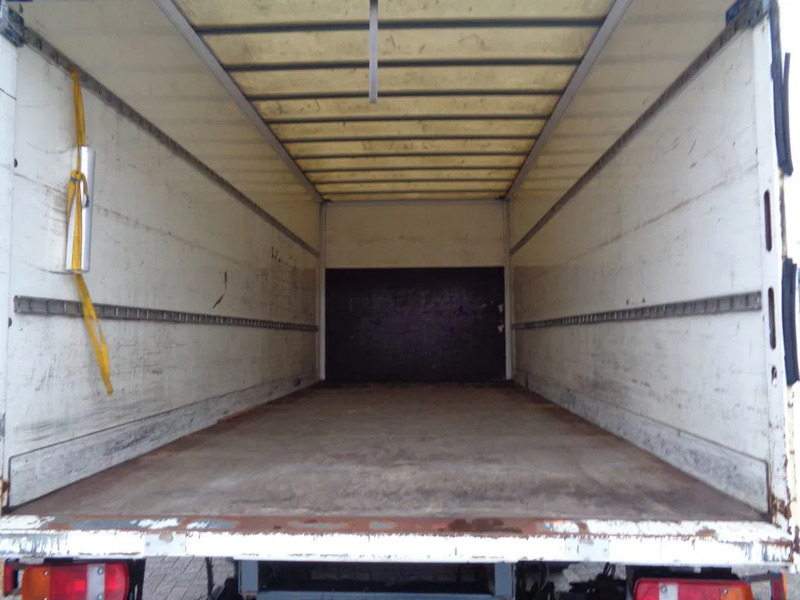 بصندوق مغلق شاحنة MAN TGL 8.180 TGL 8.180 + MANUAL + Lift: صور 10 بصندوق مغلق شاحنة MAN TGL 8.180 TGL 8.180 + MANUAL + Lift: صور 10