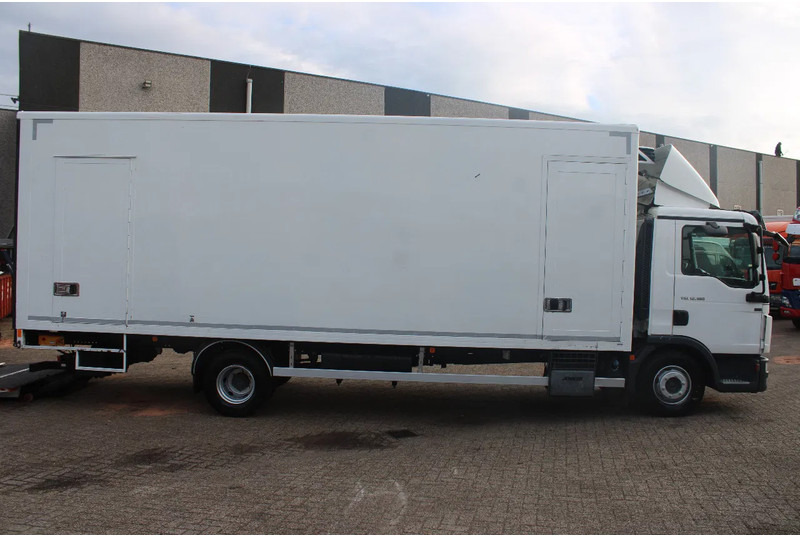 MAN TGL reserved 12.180 + EURO 6 + 12T - بصندوق مغلق شاحنة: صور 4 MAN TGL reserved 12.180 + EURO 6 + 12T - بصندوق مغلق شاحنة: صور 4