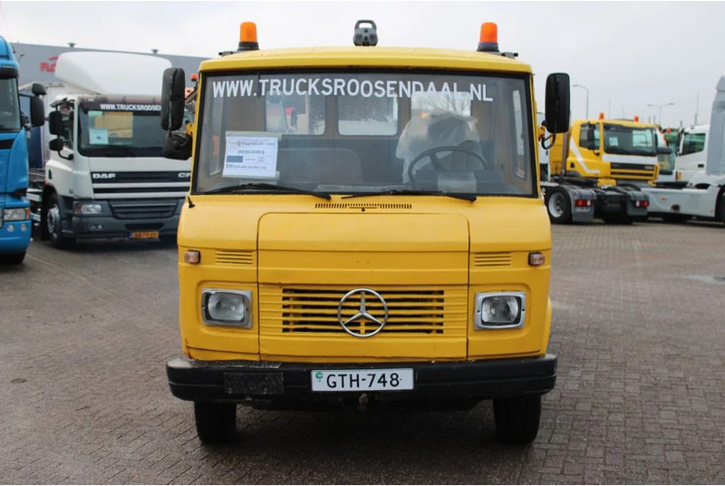 Mercedes-Benz 508 MANUAL - شاحنة نقل سيارات شاحنة: صور 2 Mercedes-Benz 508 MANUAL - شاحنة نقل سيارات شاحنة: صور 2