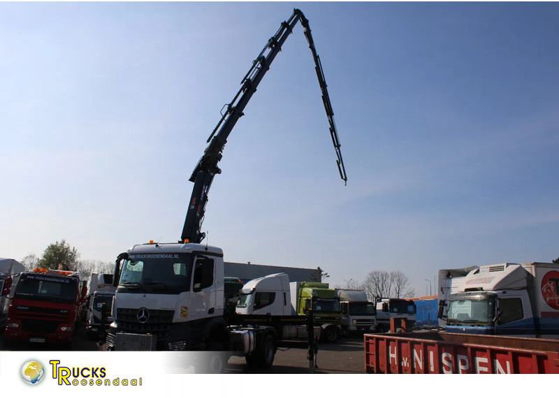 Mercedes-Benz Arocs 2051 + 4X4 + HIAB 302 E6 / JIB 70 X 4 + 10 EXTENTSIONS / NEW!! - شاحنة جرار: صور 1 Mercedes-Benz Arocs 2051 + 4X4 + HIAB 302 E6 / JIB 70 X 4 + 10 EXTENTSIONS / NEW!! - شاحنة جرار: صور 1