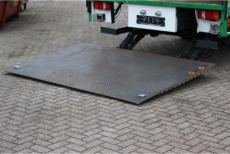 بصندوق مغلق شاحنة Mercedes-Benz Atego 1018 + LIFT: صور 15