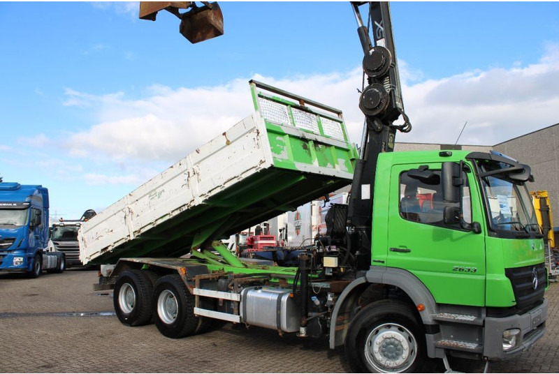 Mercedes-Benz Axor 2633 + TIPPER + HIAB 144 + REMOTE + MANUAL - شاحنة كرين: صور 2 Mercedes-Benz Axor 2633 + TIPPER + HIAB 144 + REMOTE + MANUAL - شاحنة كرين: صور 2