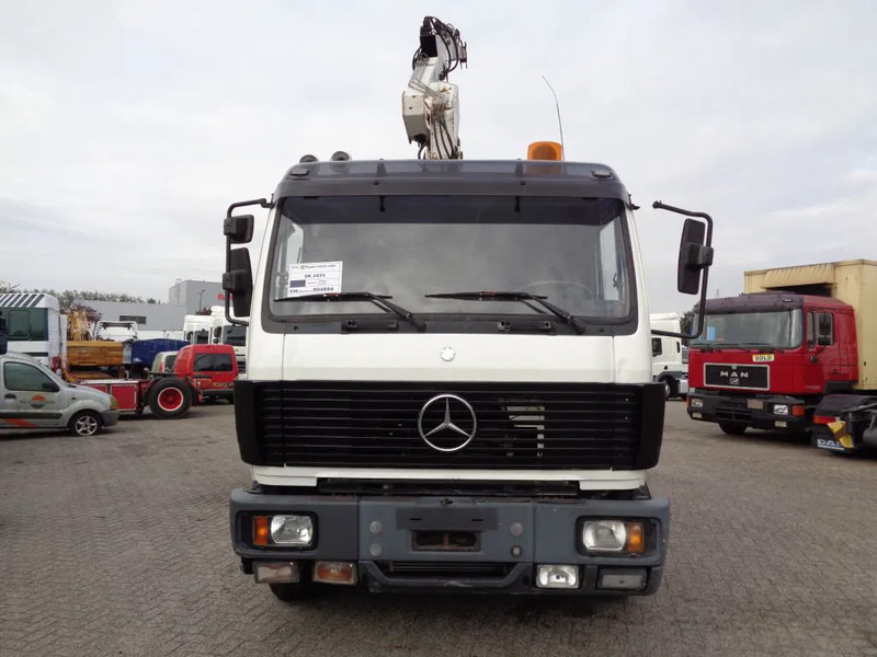 Mercedes-Benz SK 2433 + Semi-Auto + PTO + Serie 14 Crane + 3 pedals - شاحنة كرين: صور 2 Mercedes-Benz SK 2433 + Semi-Auto + PTO + Serie 14 Crane + 3 pedals - شاحنة كرين: صور 2