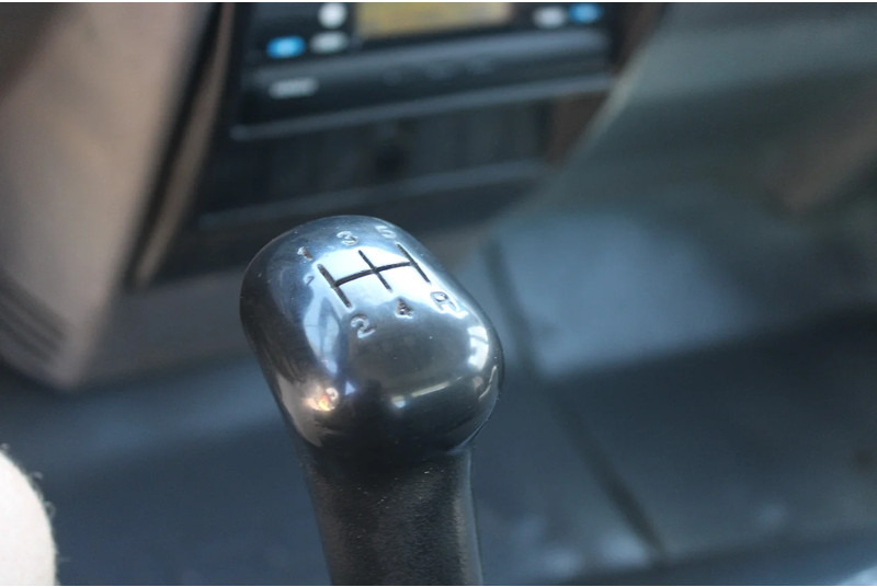شاحنة نقل سيارات شاحنة Nissan ATLEON 80.140 + MANUAL + EURO 3: صور 16
