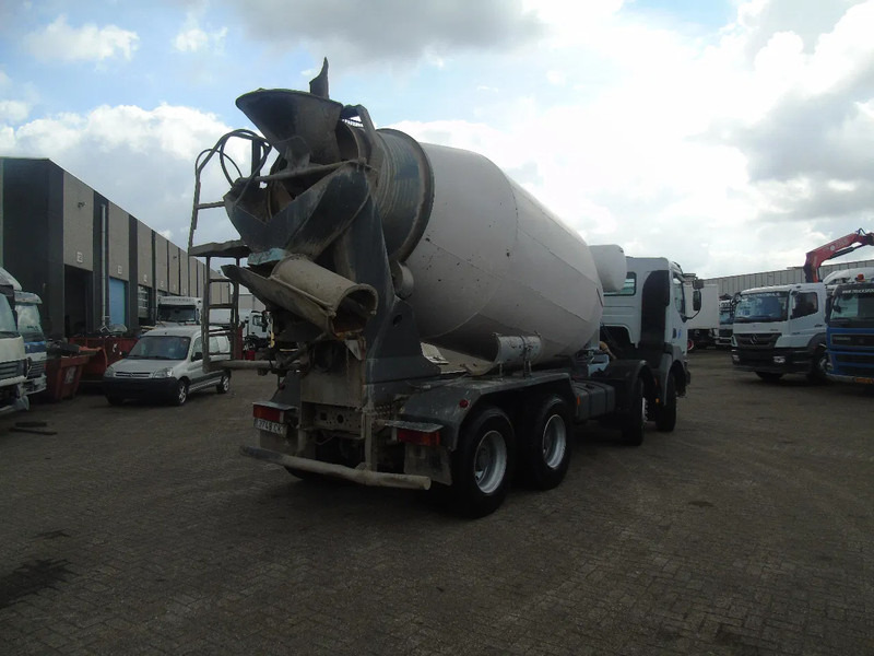 Renault Kerax 420 + 8x4 + manual + spring + 10m3 - شاحنة خلاطة خرسانة: صور 3 Renault Kerax 420 + 8x4 + manual + spring + 10m3 - شاحنة خلاطة خرسانة: صور 3