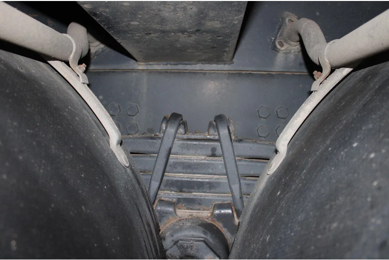 Scania P410 + atlas 190 4x hydrolic + 6x4 remote + EURO 6 + SPRING SUSPENSION - شاحنة كرين: صور 4 Scania P410 + atlas 190 4x hydrolic + 6x4 remote + EURO 6 + SPRING SUSPENSION - شاحنة كرين: صور 4